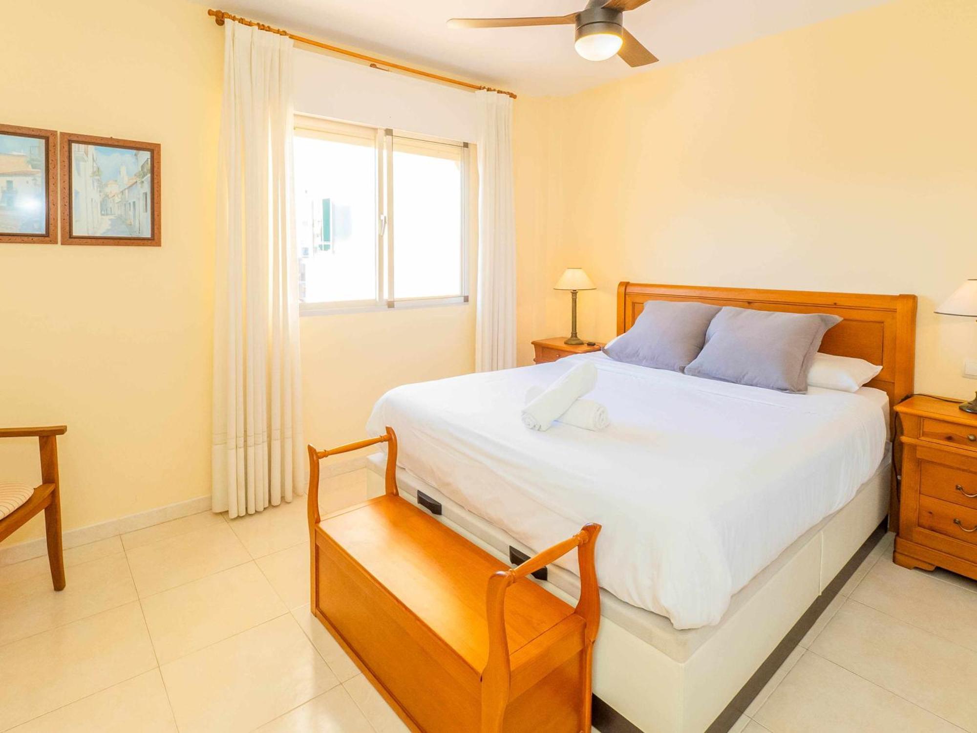 Centrico Apartamento Con Terraza En La Playa Lejlighed Rincón de la Victoria Eksteriør billede